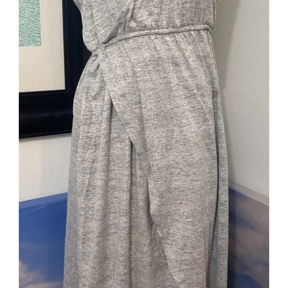 Love At First Sight Gray Cold Shoulder Maxi Romper Size Large - Picture 2 of 5